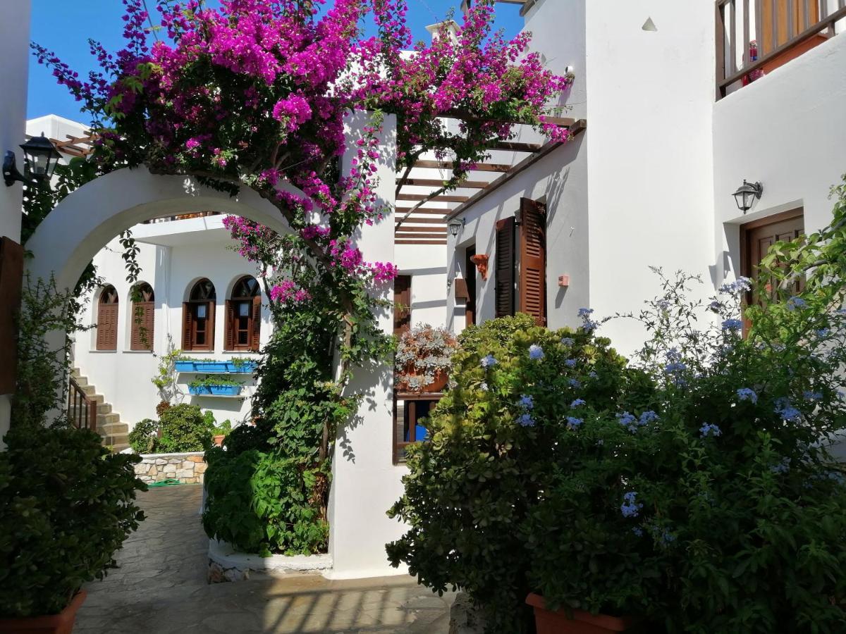 Christina Hotel Naoussa Exterior foto