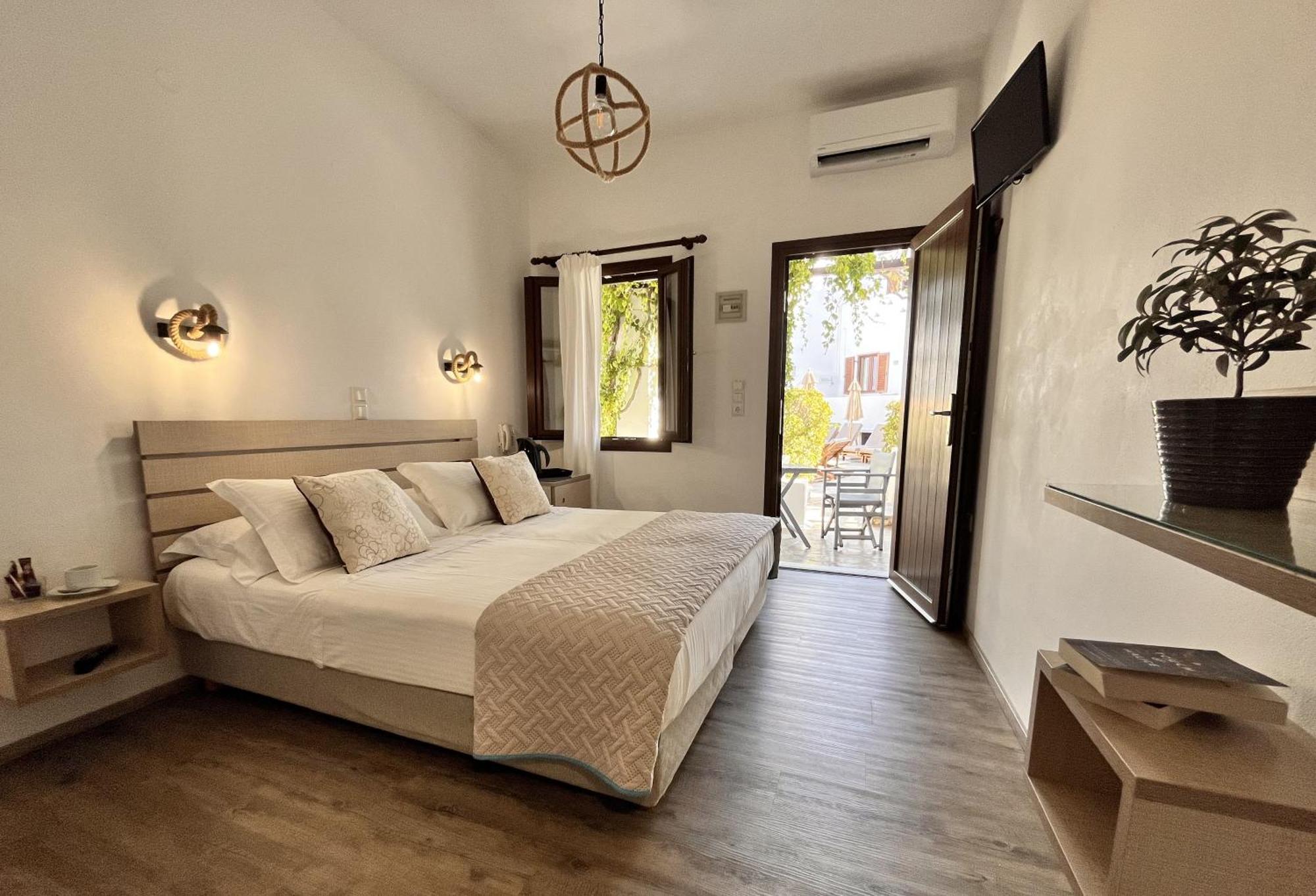 Christina Hotel Naoussa Zimmer foto