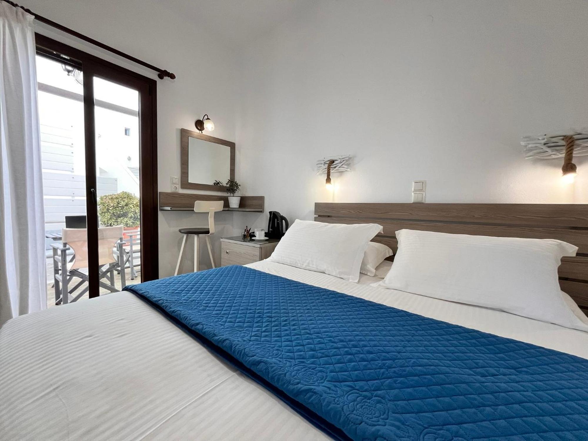 Christina Hotel Naoussa Zimmer foto