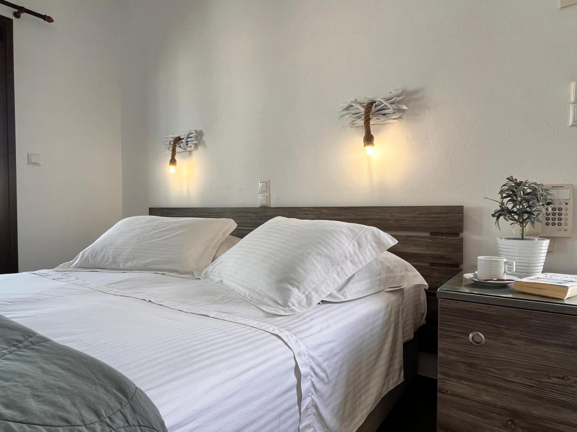 Christina Hotel Naoussa Zimmer foto