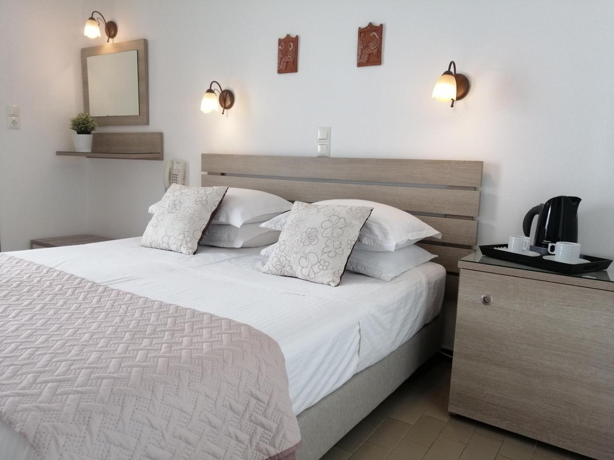 Christina Hotel Naoussa Zimmer foto