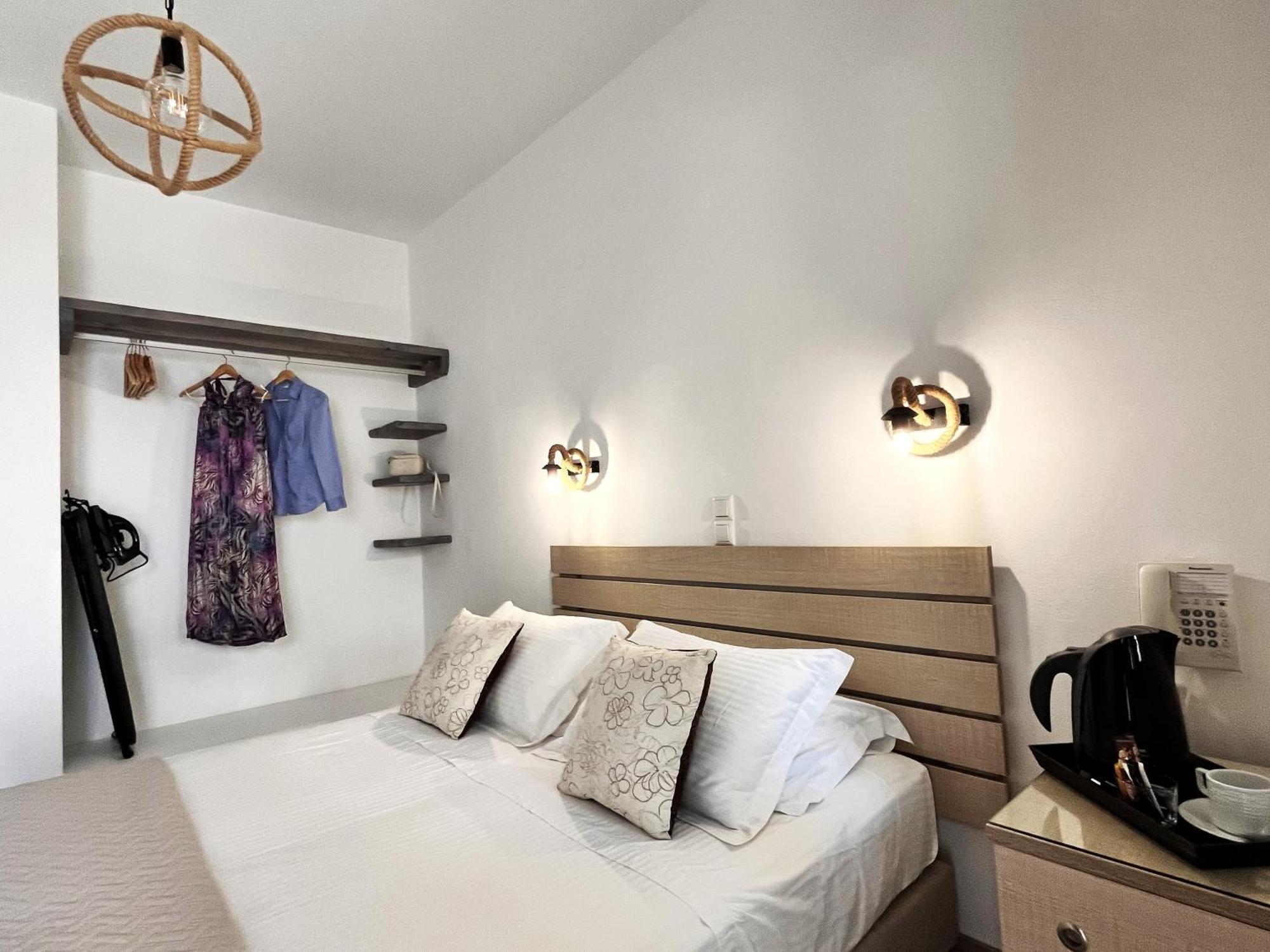 Christina Hotel Naoussa Zimmer foto